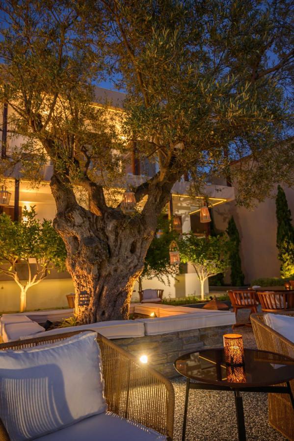 אואוראנואופולי Ayia Marina Suites מראה חיצוני תמונה