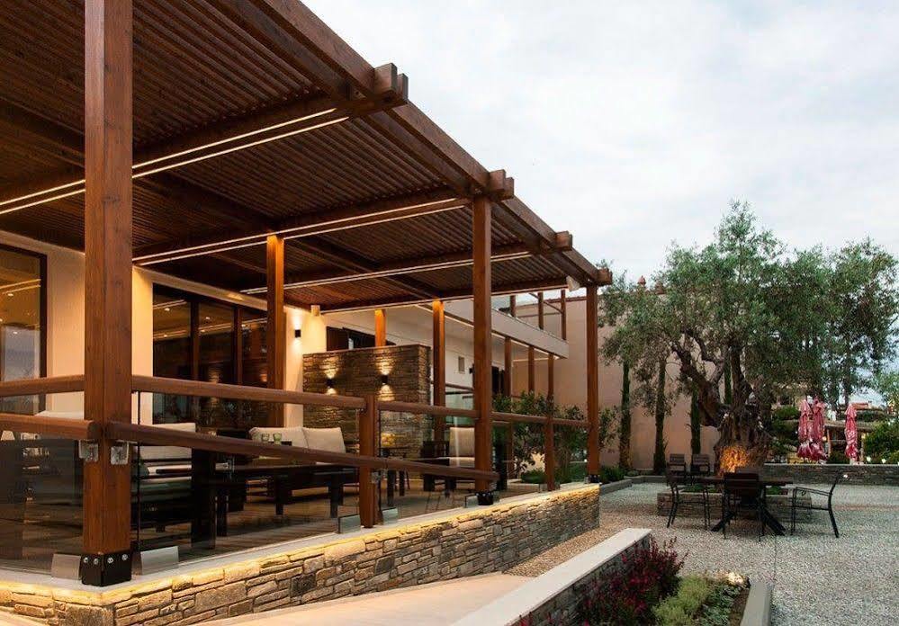 אואוראנואופולי Ayia Marina Suites מראה חיצוני תמונה