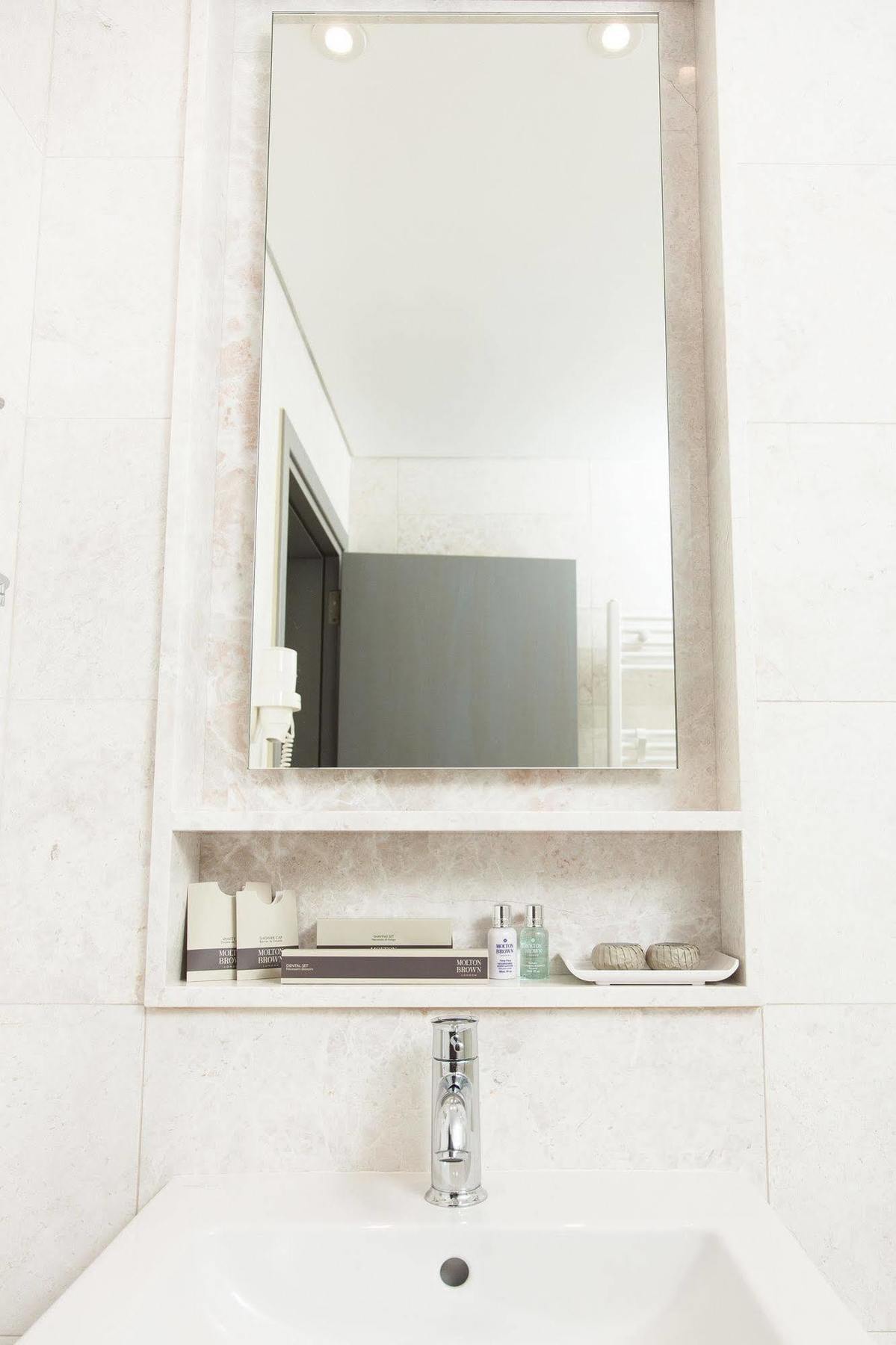 אואוראנואופולי Ayia Marina Suites מראה חיצוני תמונה